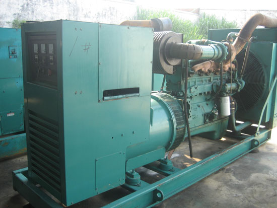 北湖租赁发电机- 发电机碳刷磨损的原因是什么