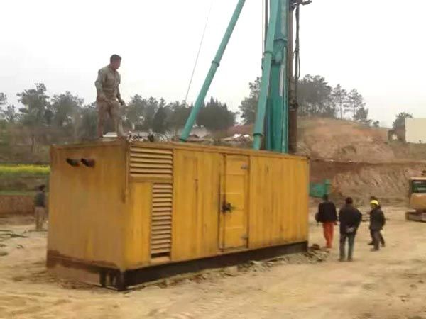 北湖如何判断水冷式机油散热器密封件是否需要更换？